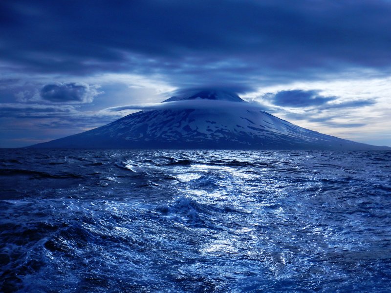 Курильские острова вулкан Алаид