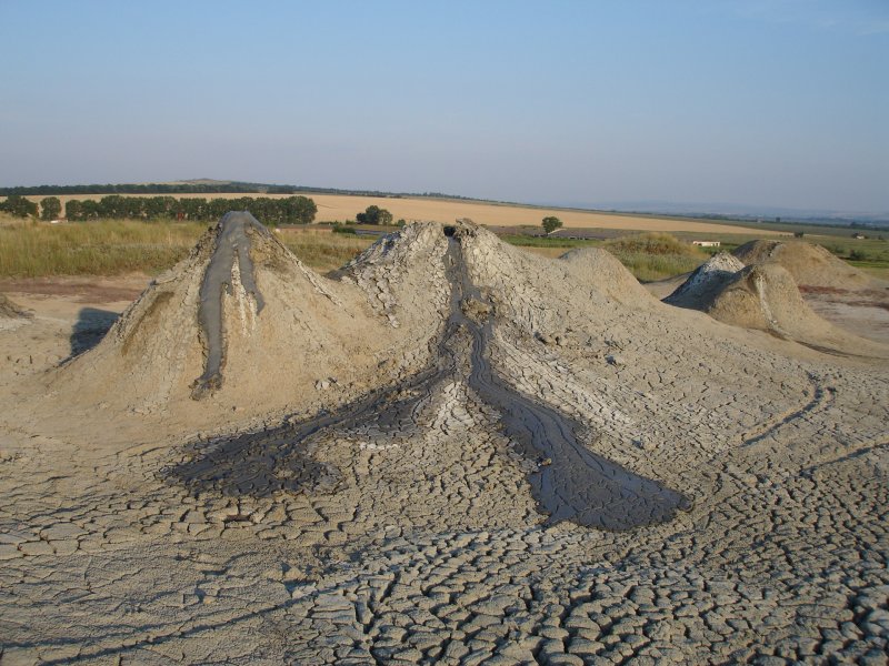 Ахтанизовская сопка грязевой вулкан