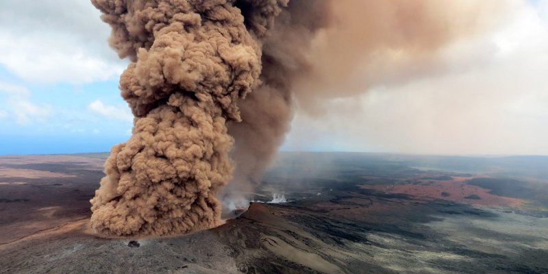 Извержение вулкана в Исландии 2021