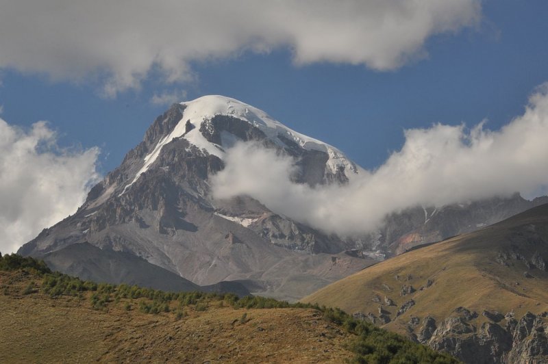 Владикавказ горы Казбек вулкан