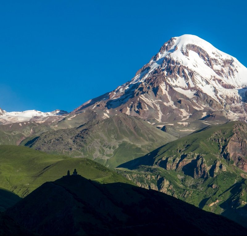 Гора Казбек и Эльбрус