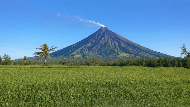 Маунт Майон вулкан извержение