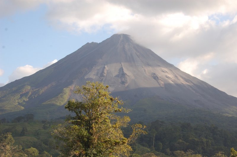 На картинке вулкан Машук