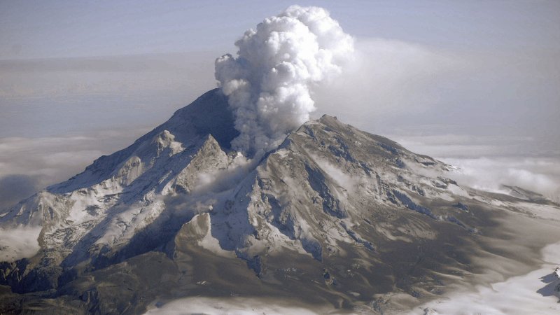 Кратер вулкана Пинатубо