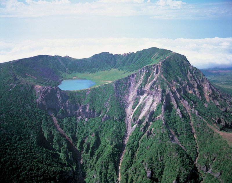 Гора Халласан в Корее