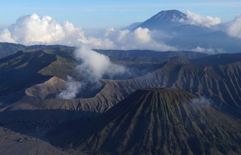 Вулкан Ява в Индонезии