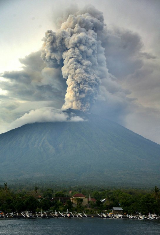 Остров Бали вулкан