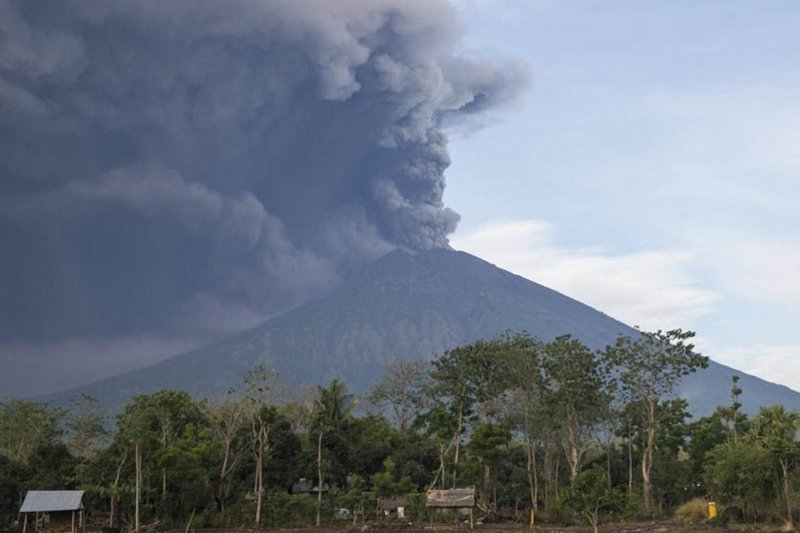 Бали извержение вулкана