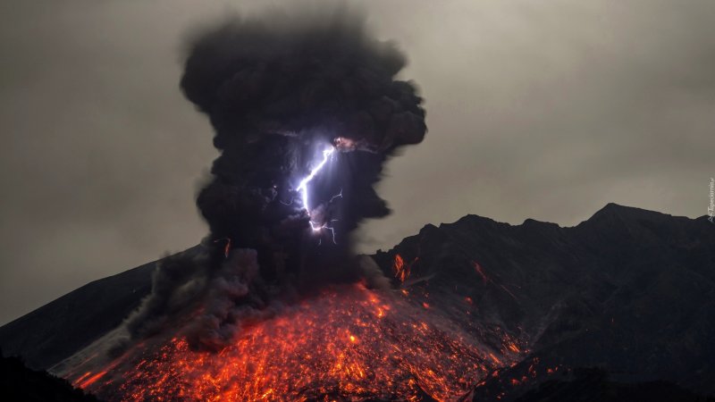 Вулкан Япония 2011
