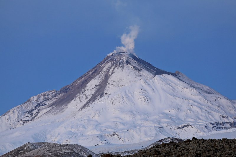Вулкан безымянный извержение