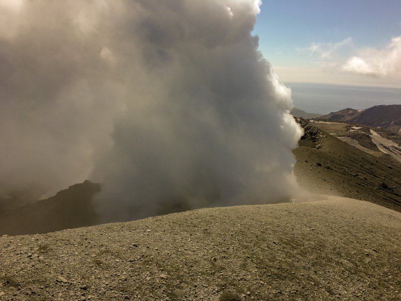 Вулкан Ебеко