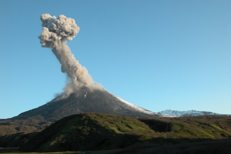 Вулкан Эбеко