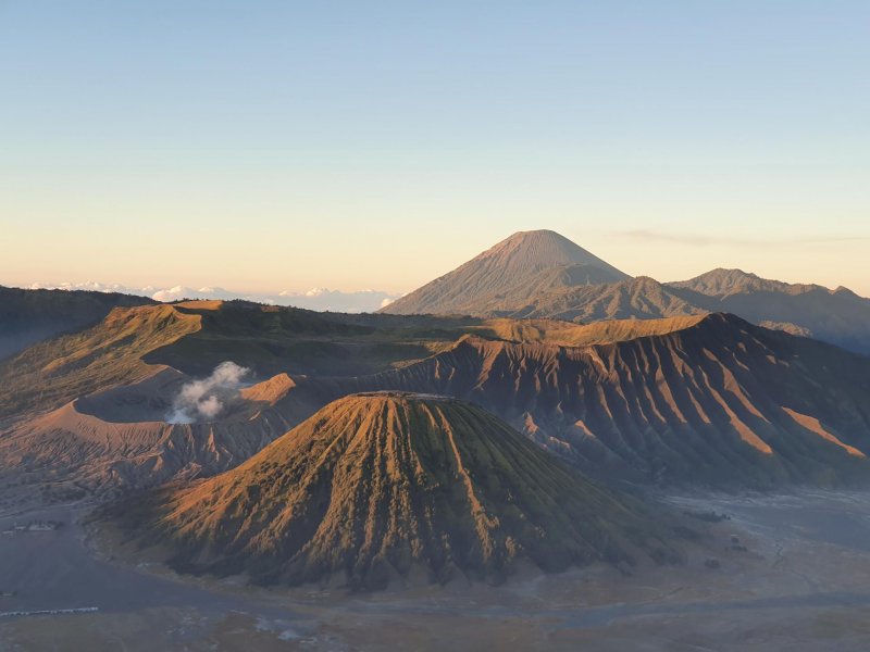 Вулкан в Индонезии 7 букв