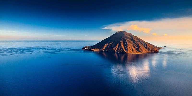 Вулкан остров Стромболи