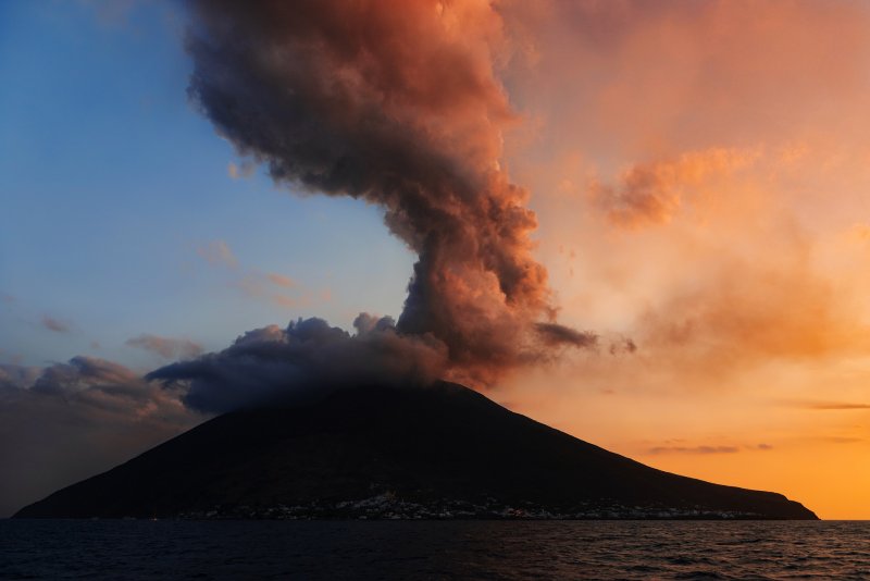 Сицилия вулкан Стромболи