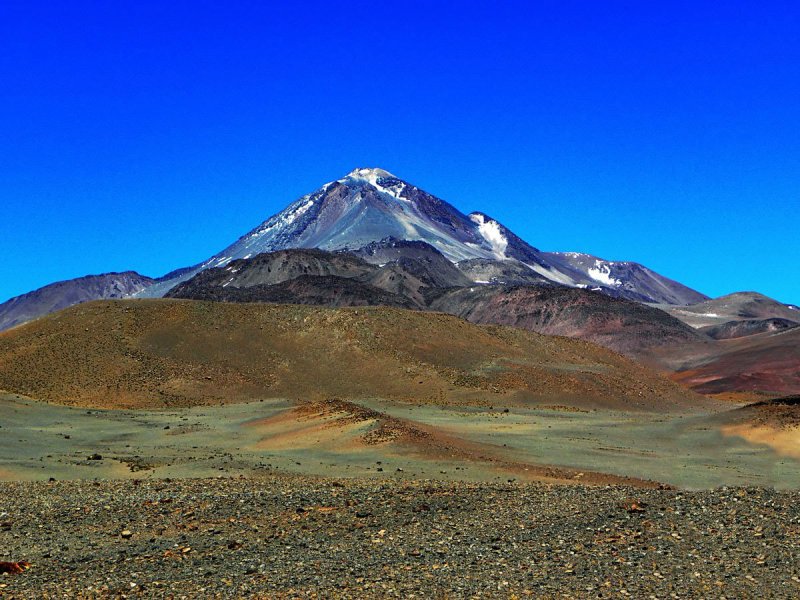 Вулкан Льюльяйльяко