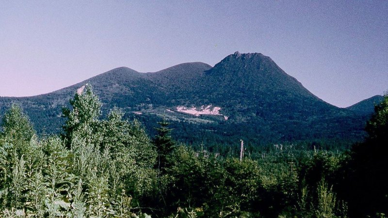 Вулкан Менделеева Сахалин