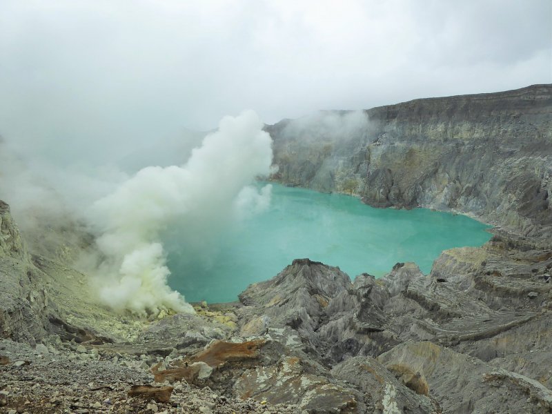 Вулкан Кавах Иджен Ява Индонезия