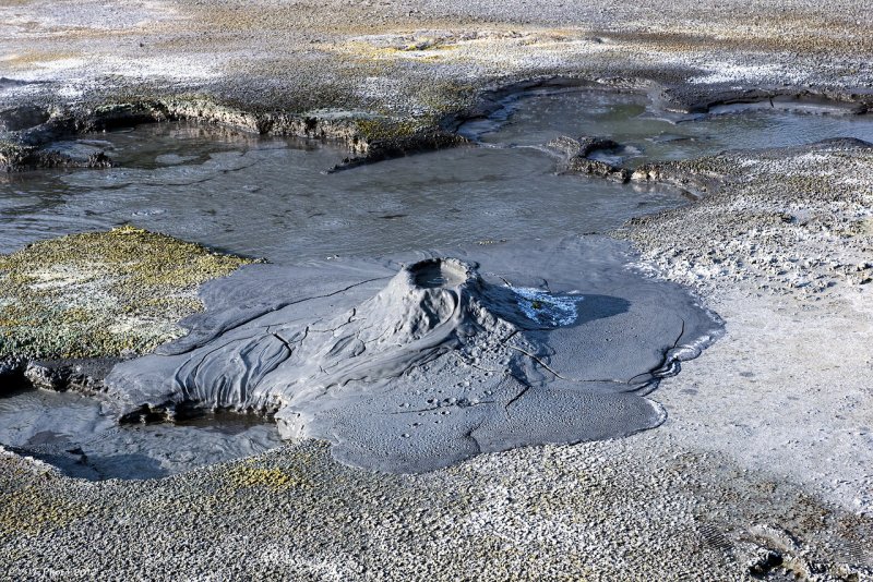 Грязевой вулкан Камчатка
