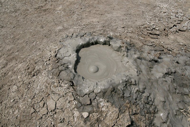 Сопочная грязь вулканы Тамани