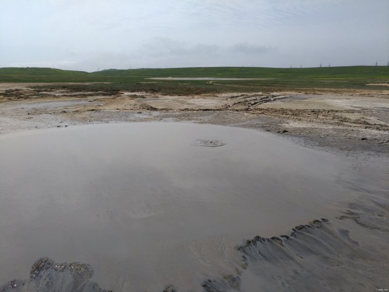 Булганакское грязевое сопочное поле