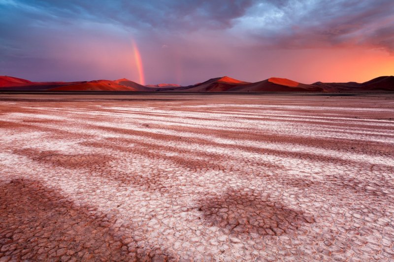 Намибия пустыня красная
