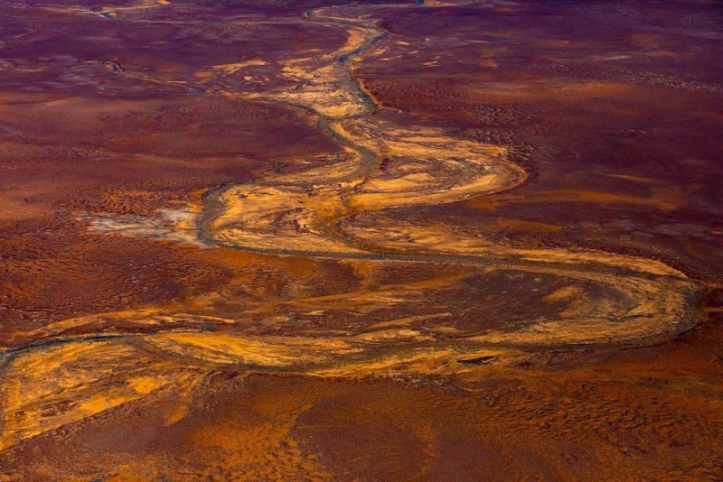 Космический снимок пустынь Австралии