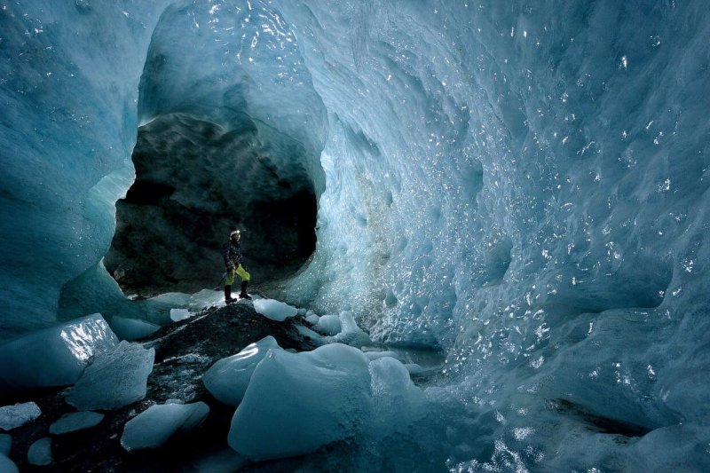 Ледниковая пещера Парадайз
