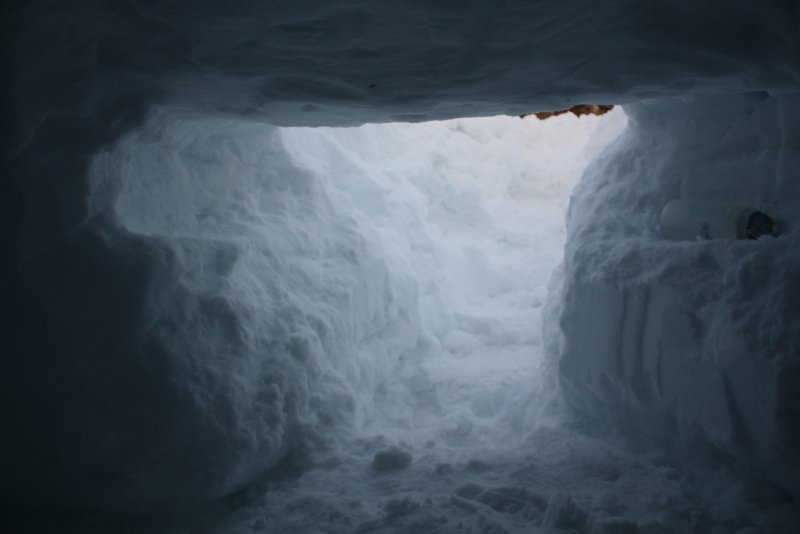 Снежная пещера