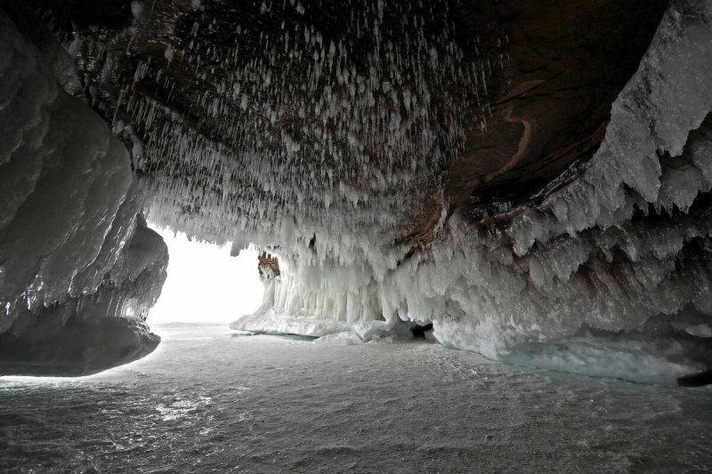 Ледяная пещера в Абхазии
