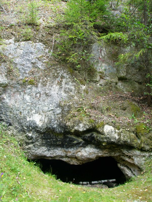 Балахониха пещера