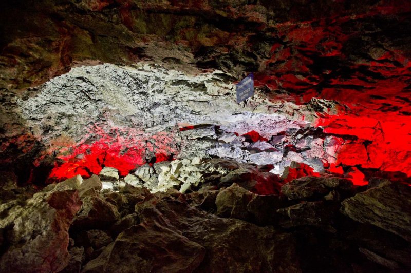 Пещера Небинская