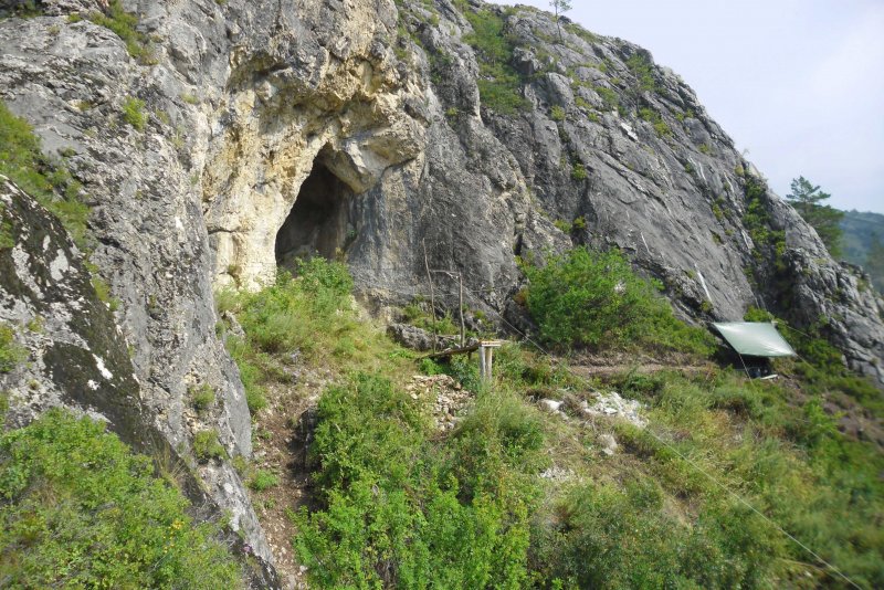Большая Прямухинская пещера