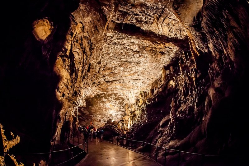 Приключенческий туризм пещеры