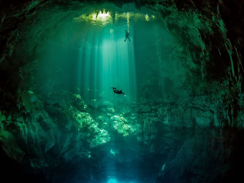 Подводные пещеры
