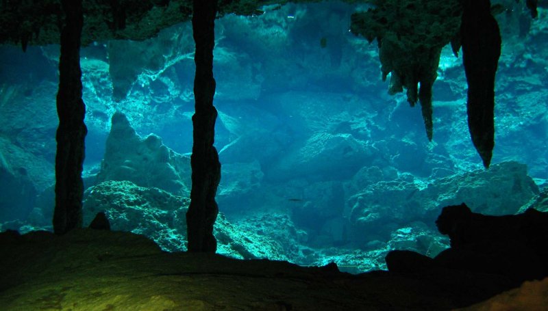 Океанская пещера