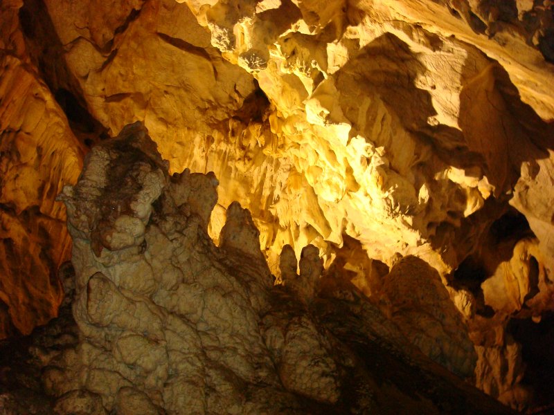 Кунгурская Ледяная пещера шаман