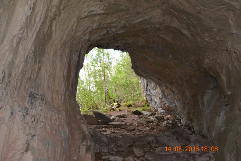 Горный Алтай пещера Белобомская