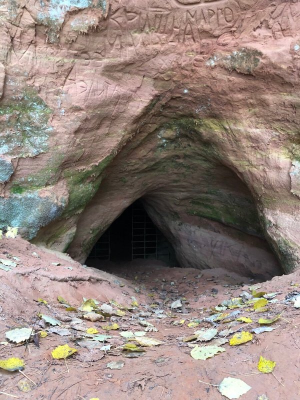 Оредеж пещеры Ленинградская область