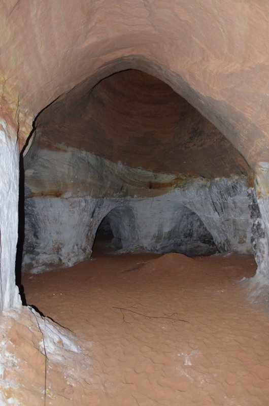 Корповские пещеры в Лужском районе