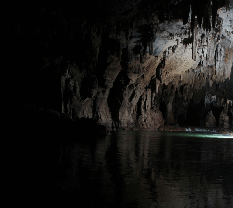 Dark Cave темная пещера