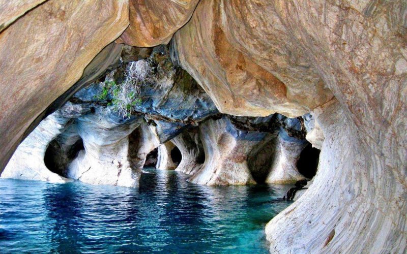 Грот мраморный собор пещера