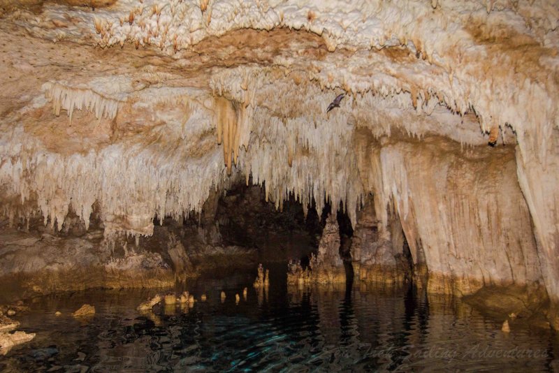 Пещеры мира-де-Айре