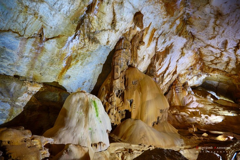 Пещеры Кызыл-Коба