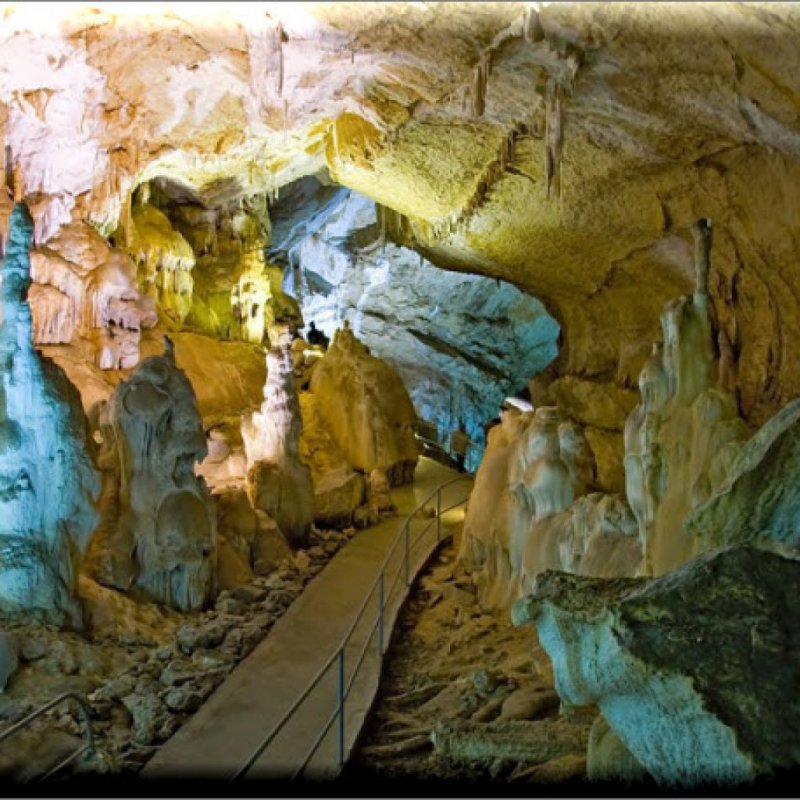 Спелеотуризм мраморная пещера Крым