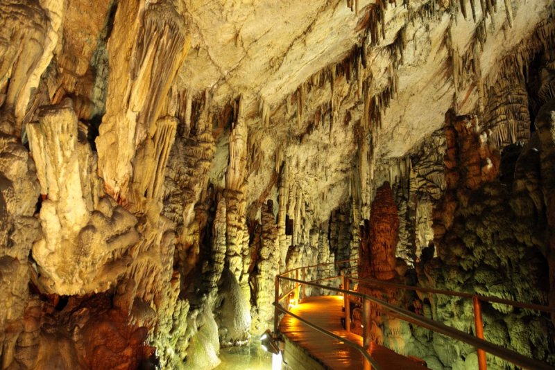 Остров Крит Диктейская пещера