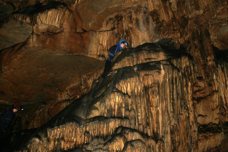 Мокрушинская пещера озеро