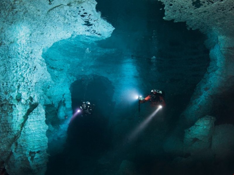 Подводная пещера в реке Чусовой