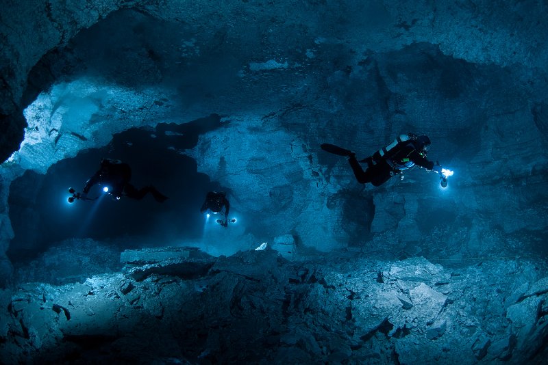 Сталактиты в Ординской пещере