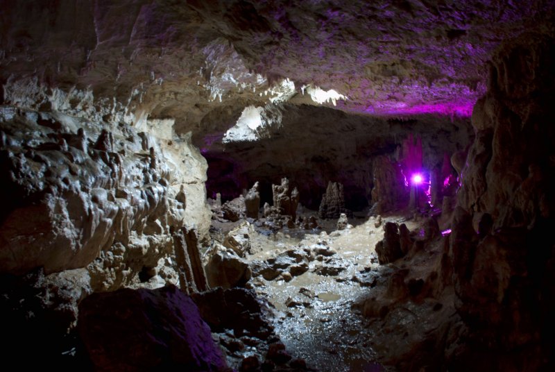 Большая Азишская пещера невеста